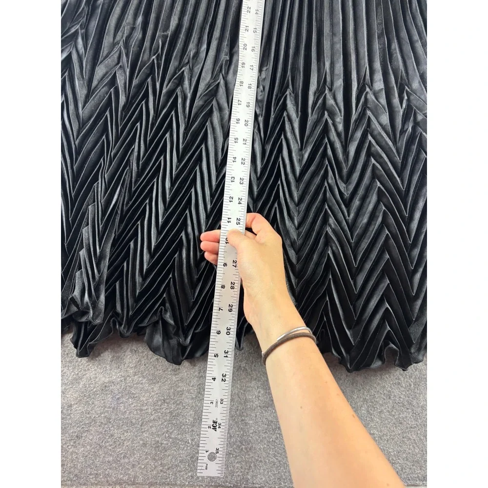 Cachet Black Pleated Maxi Skirt Chevron Texture Elastic Waist Womens Petite S